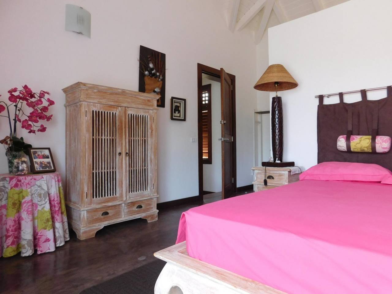 Superb Traditional Luxury Villa in La Barbacoa